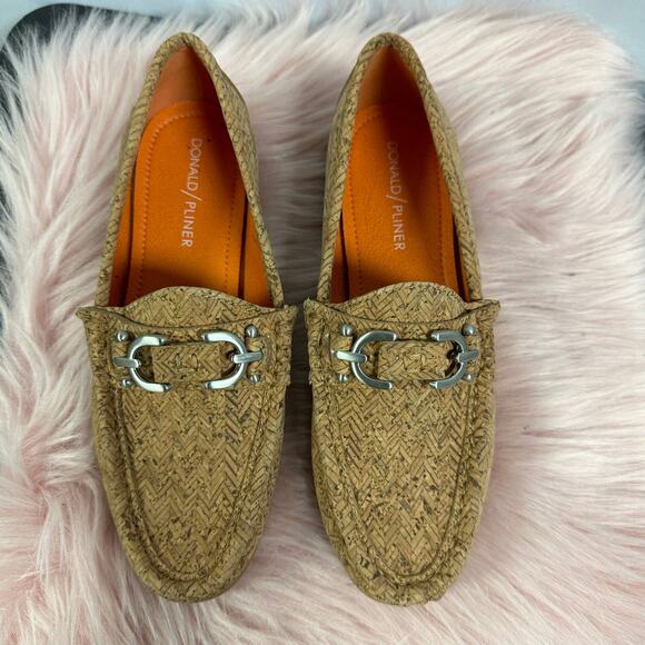 DONALD J PLINER Suzy Silver Bit Cork Chevron Loafer Flat in Natural Size 5 - Picture 1 of 5